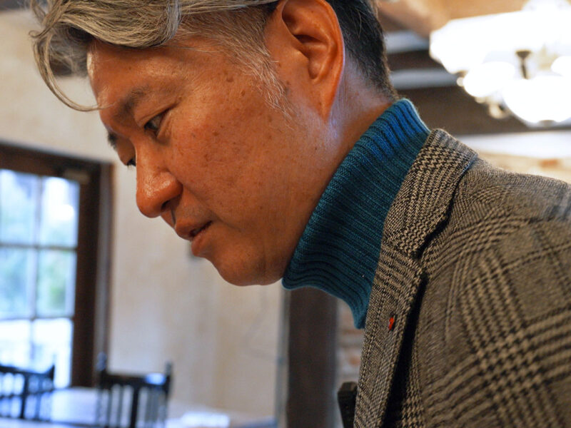 グラフィックデザイナー 田中 雄一郎